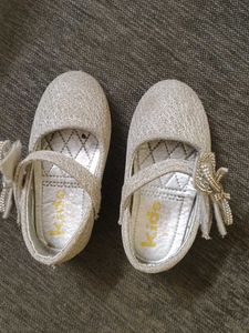 Sparkly Silver Girls' Dress Shoes