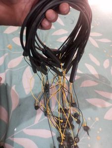 20 Neckbands At Low Prices