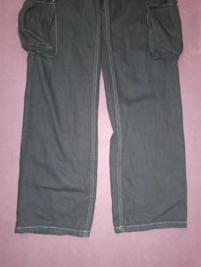 Black cargo jeans (NEWME)