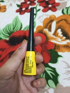 eyeliner and mascara