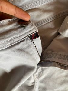 Men’s 34 Waist Light Grey Jean