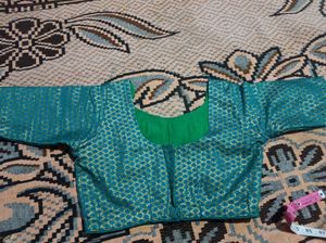 am a tailor and I sell clothes by sewing them