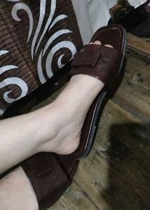 Brown Leather Slides - Size 3.5/4 Can Wear