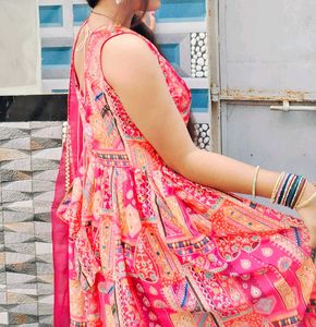 Pinky Gown Love