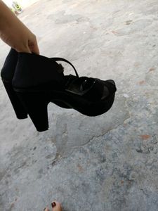 Black Ankle Strap Sandals