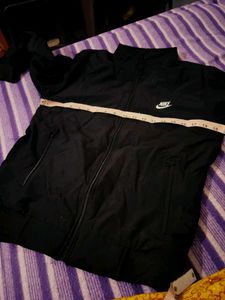 Nike Black Jacket - Lightweight &amp; Stylish