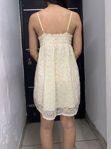 Creamy-Yellow Sleeveless Dress