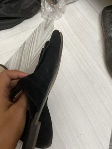 Shoe