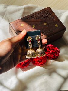 Elegant Gold Jhumka Earrings