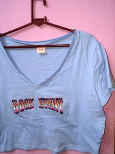 URBANIC Blue &#39;Rock Event&#39; Crop Top