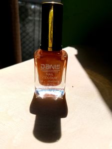 A Coral Glossy Nailpolish