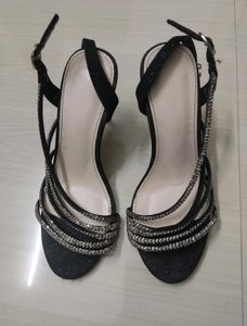 Black Shimmering Heel