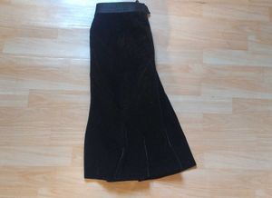 Elegant Black Velvet Skirt