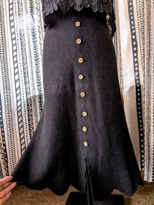 Chic Button-Front Skirt