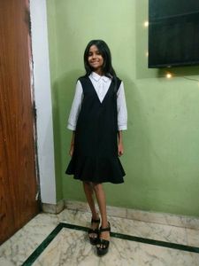 Girls&#39; Black Dress