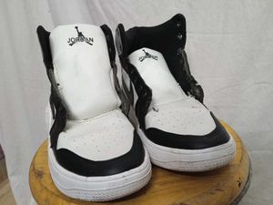 Jordan Sneakers