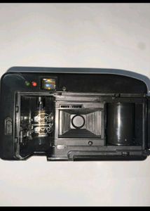 (😱Final Offer) Vintage Yashica M900  camera