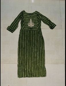 4 Women&#39;s Kurtis {OFFER} 🚨🚨JUST ₹250