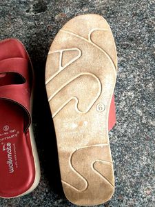 Walkmate Pink Buckle Sandals - Size 6