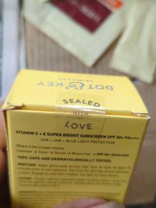 Dot &amp; Key Vitamin C Sunscreen