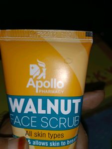 Apollo Walnut Face Scrub
