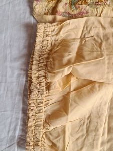 GOLD  Embroidered Pakistani Suit Set