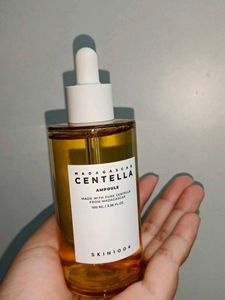 SKIN1004 CENTELLA SERUM.