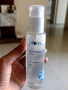 Plum Niacinamide Toner