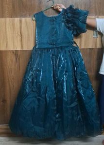 New Frock One Hand Slevee