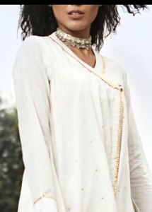 Khara Kapas NITARA White Kurta Pant Set