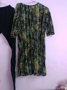 Stylish Kurta Set with Leggings