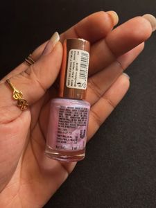 Lakme Ultimate Glam Nail Polish