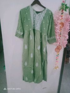 New Two Pcs Lucknavi Chickenkari Suit