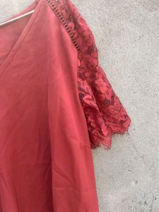 Like New Sleeves Imported Top