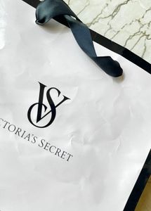 Victoria&#39;s Secret Gift Bag