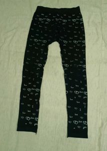 Patterned Black Leggings