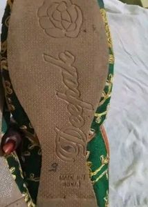 Deepak Ethnic Green Jutti