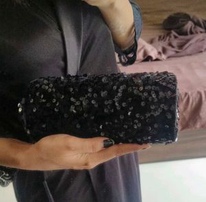 Sequence Black Clutch