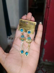 Blue Earing