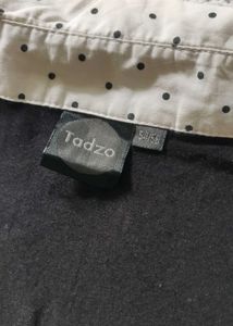 Elegant Black &amp; White top/tee