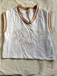 🤍 Everyday Cute Tee – Casual & Comfy