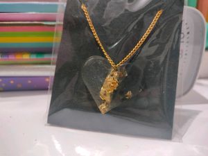 Resin Heart Pendant - Chain Aesthetic Black Gold