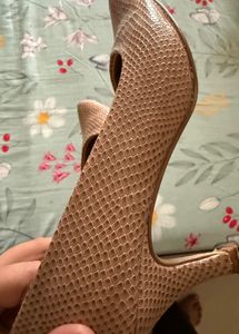 Stilettos Up For Grabs- Extremely cheap Price