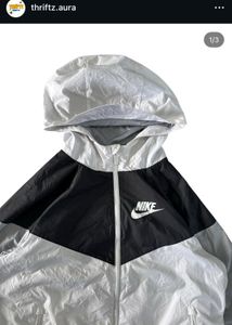 Nike Windbreaker Jacket