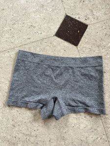 Authentic Reebok Shorts ❤️