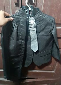 Boys&#39; Formal Suit