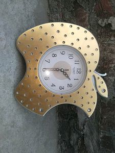 Wall Watch