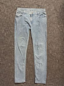 Light Wash Denim Jeans