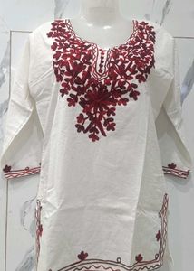 Elegant Embroidered Kurti