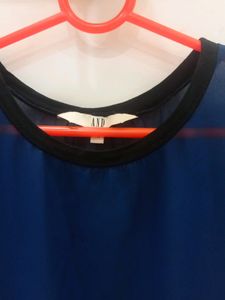 Elegant Top For Your Next Party Or A Brunch Date!